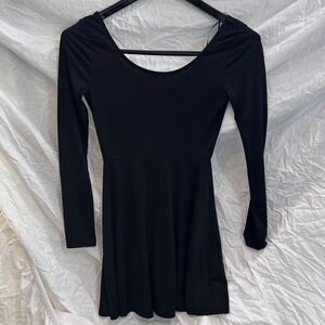 H&M Elegant Black Long Sleeve Dress